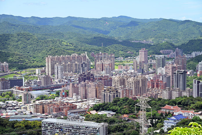 高價建案辛酸內幕曝光！替人作嫁還得顧面子