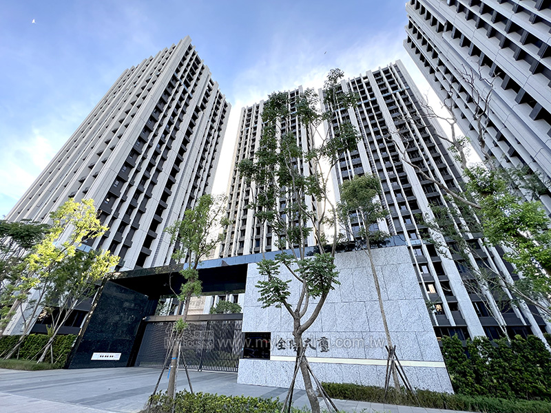賣不完加價賣 央北建案大漲近三成